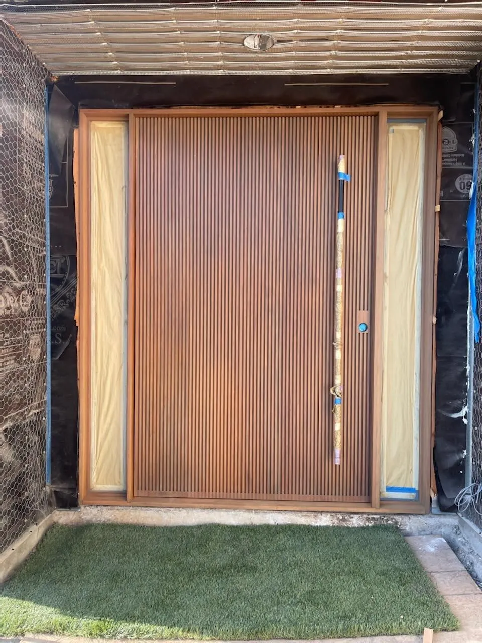 Adelago - Exterior Modern Solid Wood Pivot Door