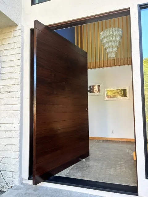 Allesandro - Exterior Modern Solid Wood Pivot Door