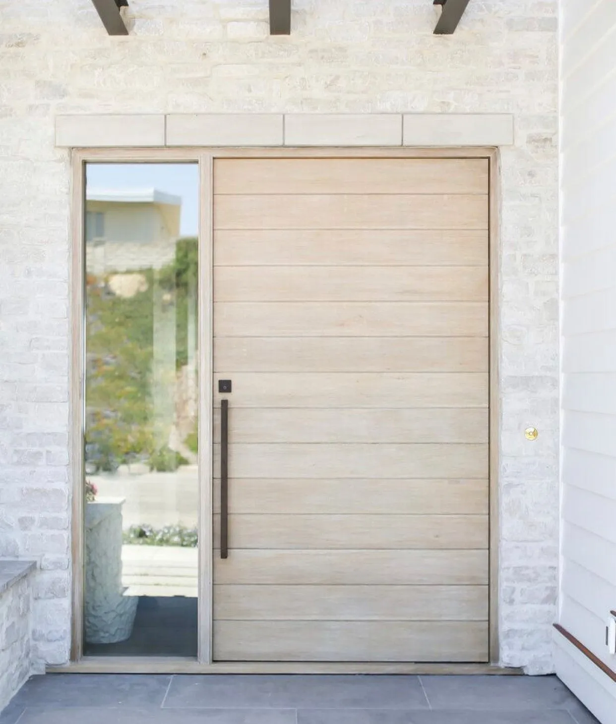 Allesandro - Exterior Modern Solid Wood Pivot Door