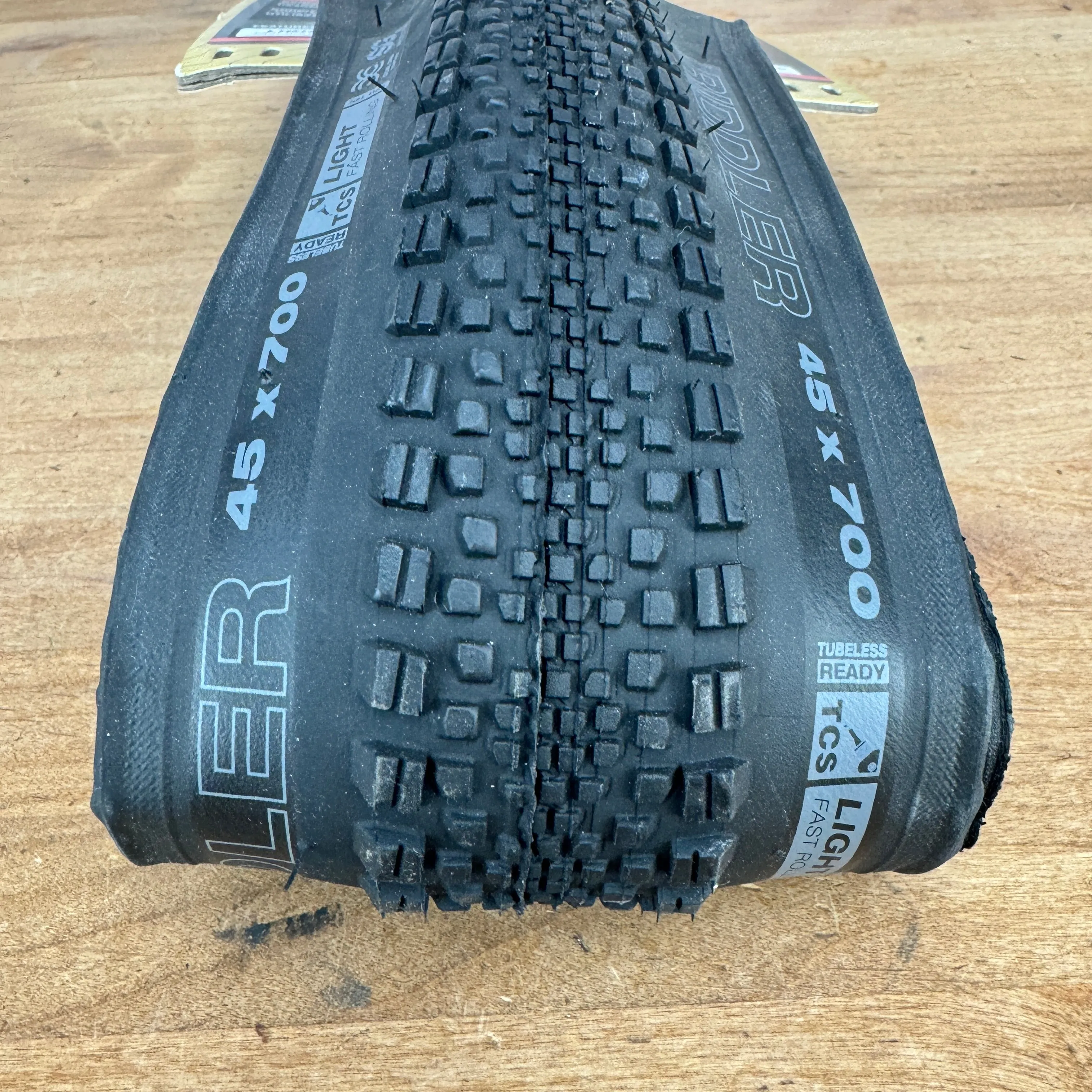 New! Single WTB Ridddler 700c x 45mm Tubeless Gravel Bike Tire MSRP $66