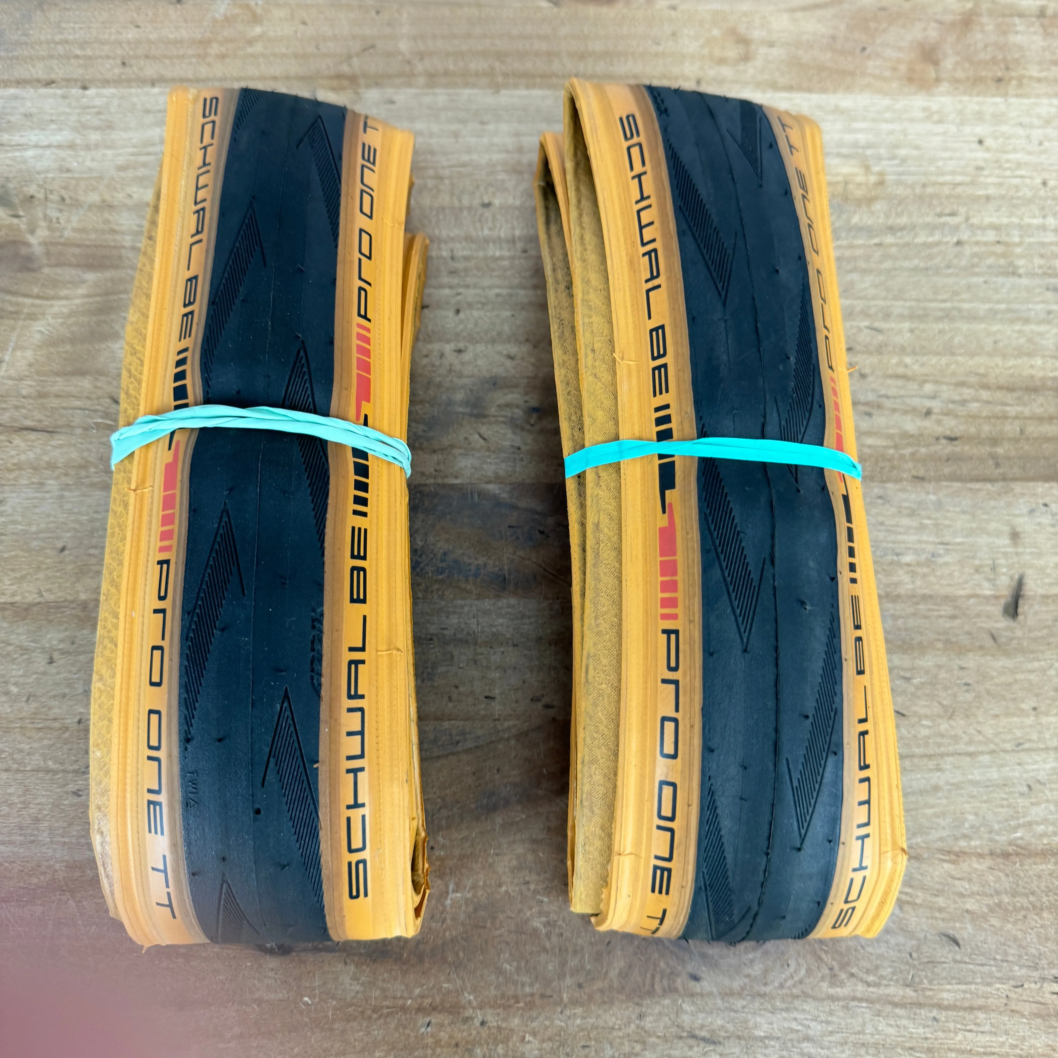 New Takeoff! Pair Schwalbe Pro One TT TLE 700c x 28mm Road Bike Tires