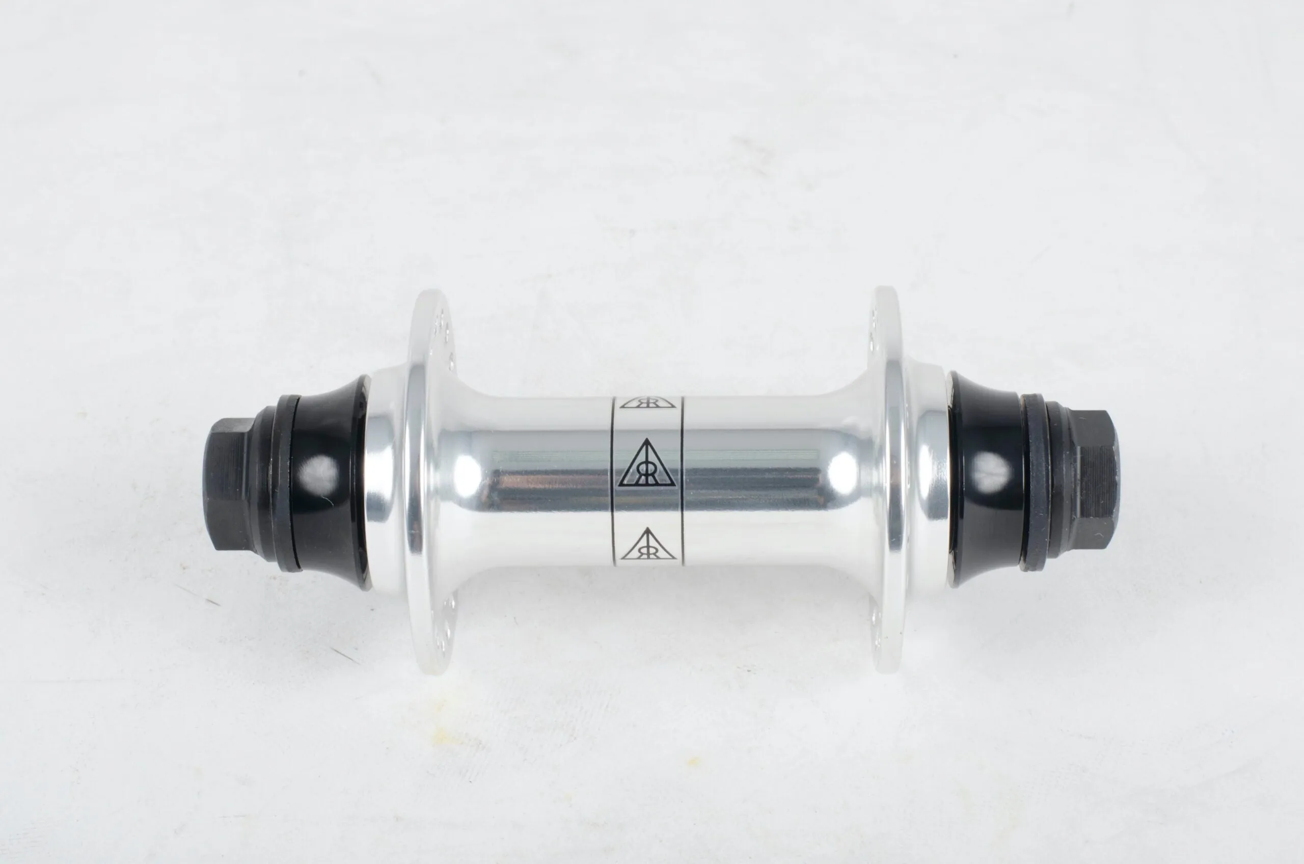 Relic revolve front hub